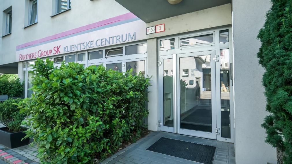 Reprezentatívna polyfunkčná budova so skladom a parkovaním v atraktívnej lokalite, Bratislava - Nové Mesto TOP