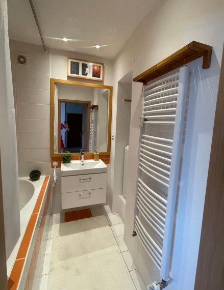 Na prenájom krásny slnečný 2-izbový byt v centre Bratislavy TOP