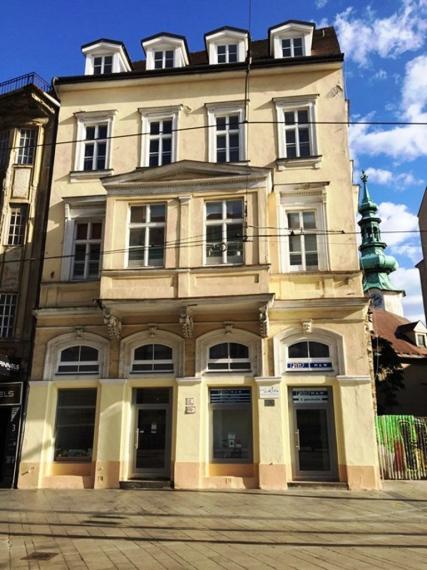 Podkrovný / kancelársky priestor s krásnym výhľadom na prenájom, Bratislava I 