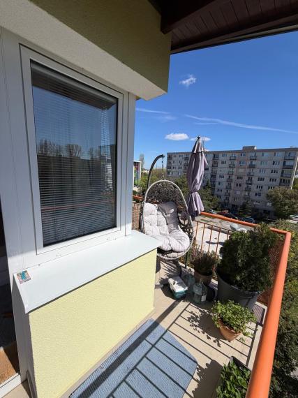 Na predaj 3-izbový byt s rohovým balkónom - ul. Exnárova, Bratislava II TOP