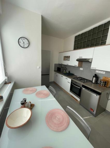 Na prenájom DOG FRIENDLY a kompletne zariadený 1-izbový byt v Rači TOP