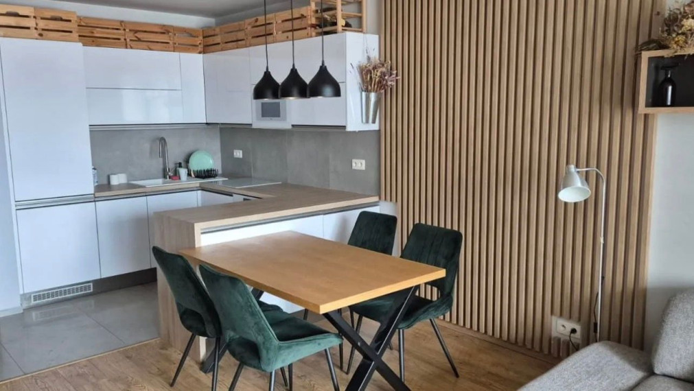 Na prenájom štýlový a moderne zariadený 2-izbový byt na Bajkalskej 