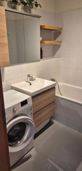 Na prenájom štýlový a moderne zariadený 2-izbový byt na Bajkalskej 