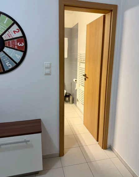 Na dlhodobý prenájom príjemný 2-izbový byt v projekte Vinohradis na Kolibe, Bratislava III TOP 