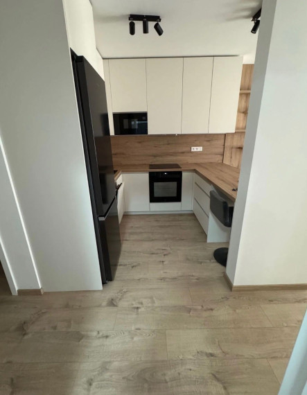 Na prenájom nový, veľmi pekný a zariadený 2-izbový byt TOP