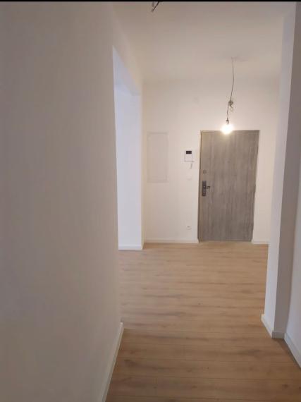 Veľkorysý 4-izbový byt na Krížnej s 2 loggiami