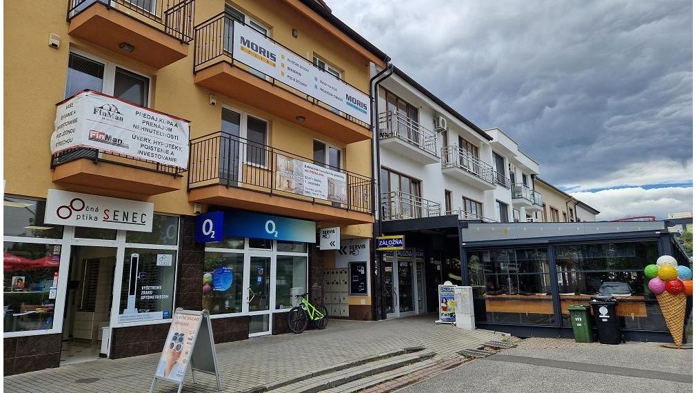 Kancelársky priestor na lukratívnom frekventovanom mieste v Senci