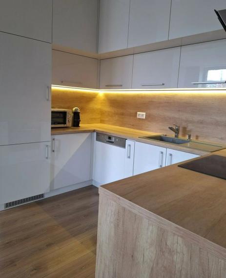 Na predaj nadštandardne zariadený 3-izbový byt v novostavbe - Bratislava III TOP