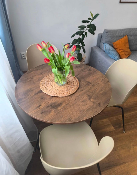 Na prenájom kompletne zariadený 2-izbový byt v Karlovej Vsi TOP