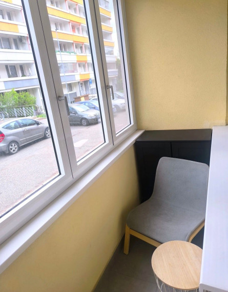 Na prenájom kompletne zariadený 2-izbový byt v Karlovej Vsi TOP