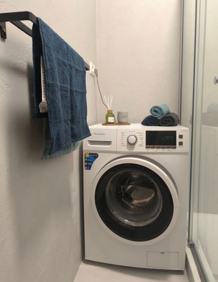 Na prenájom kompletne zariadený 2-izbový byt v Karlovej Vsi TOP