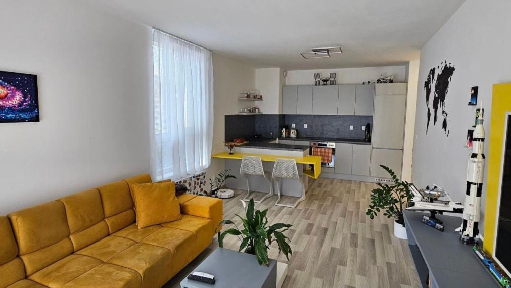 Na prenájom výborne dispozične riešený 2-izbový byt - Bratislava III TOP