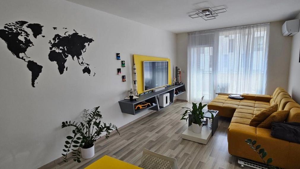 Na prenájom výborne dispozične riešený 2-izbový byt - Bratislava III TOP