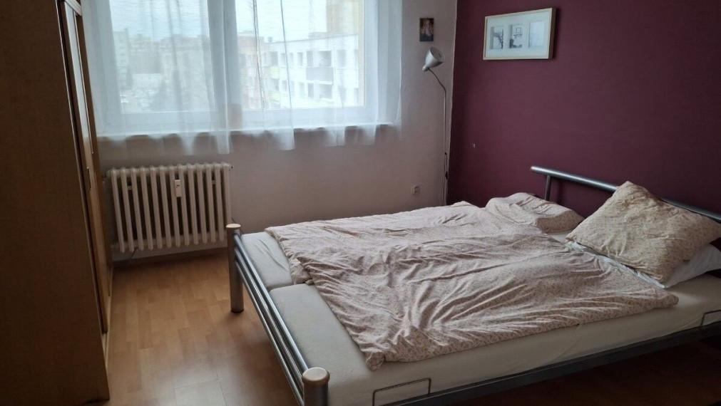 Na prenájom moderný 4-izbový byt s balkónom – Podunajské Biskupice