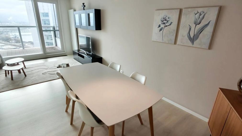 Exkluzívny 3-izbový byt v Panorama City s výhľadom na Dunaj (30. poschodie)