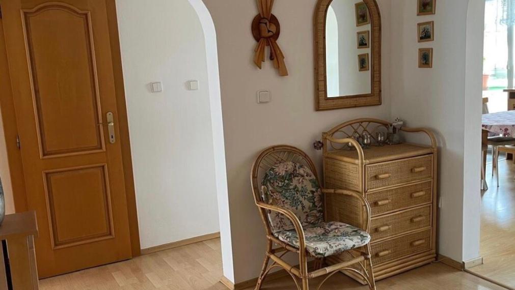 Na dlhodobý prenájom svetlý a kompletne zariadený 3-izbový byt Bratislava IV TOP