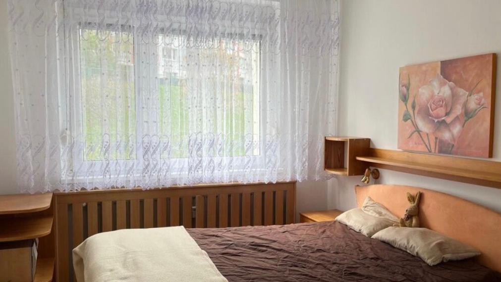 Na dlhodobý prenájom svetlý a kompletne zariadený 3-izbový byt Bratislava IV TOP