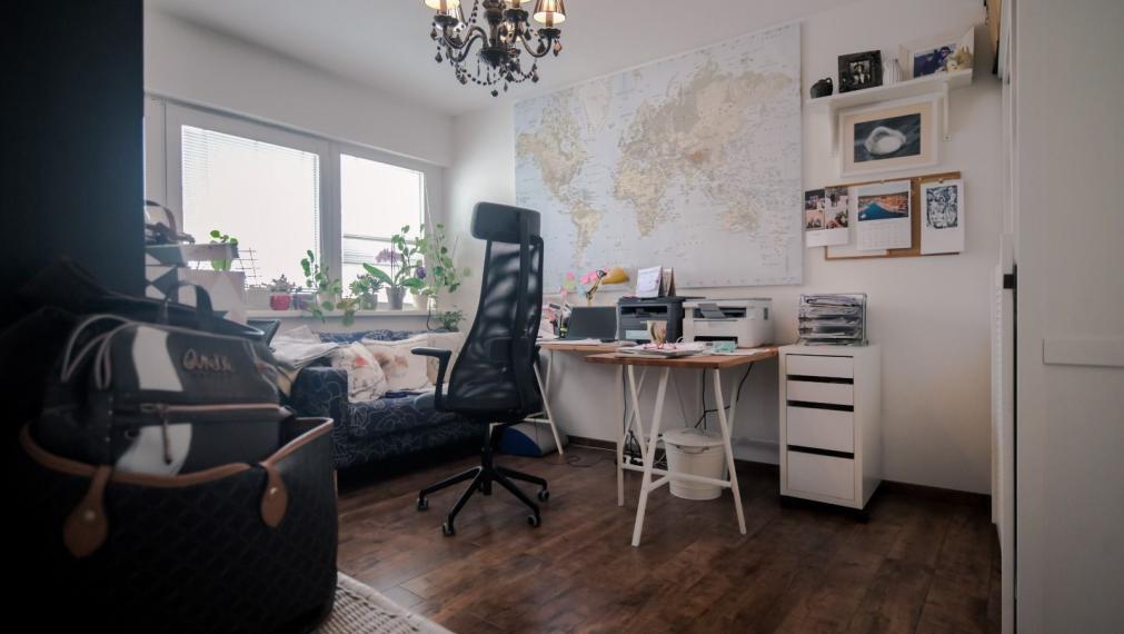 Moderný 4‑úrovňový rodinný dom so záhradou, balkónom a garážou na predaj TOP