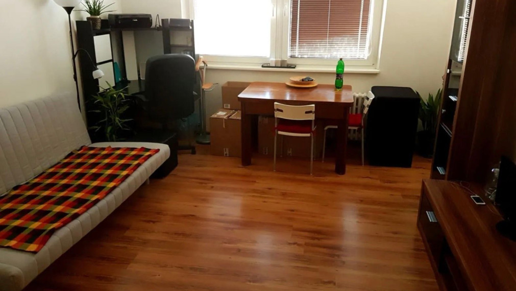 Na prenájom svetlý, kompletne zariadený 1-izbový byt, Bratislava IV TOP