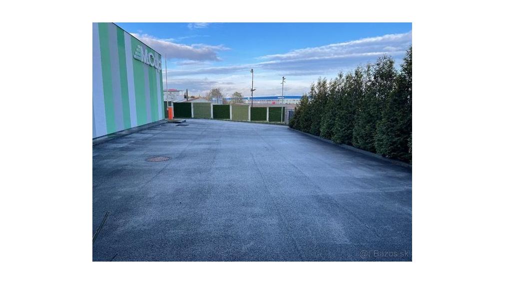 Na predaj nadštandardné administratívno-skladové priestory vo Svätom Jure vrátane pozemku 2086 m2
