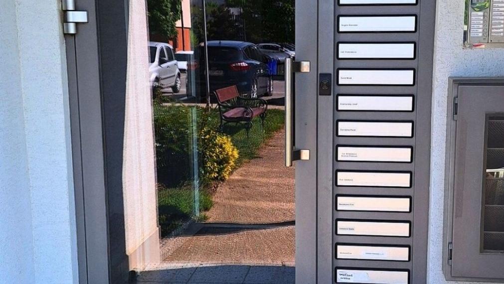 Na predaj ponúkame príjemný trojizbový byt, Pezinok