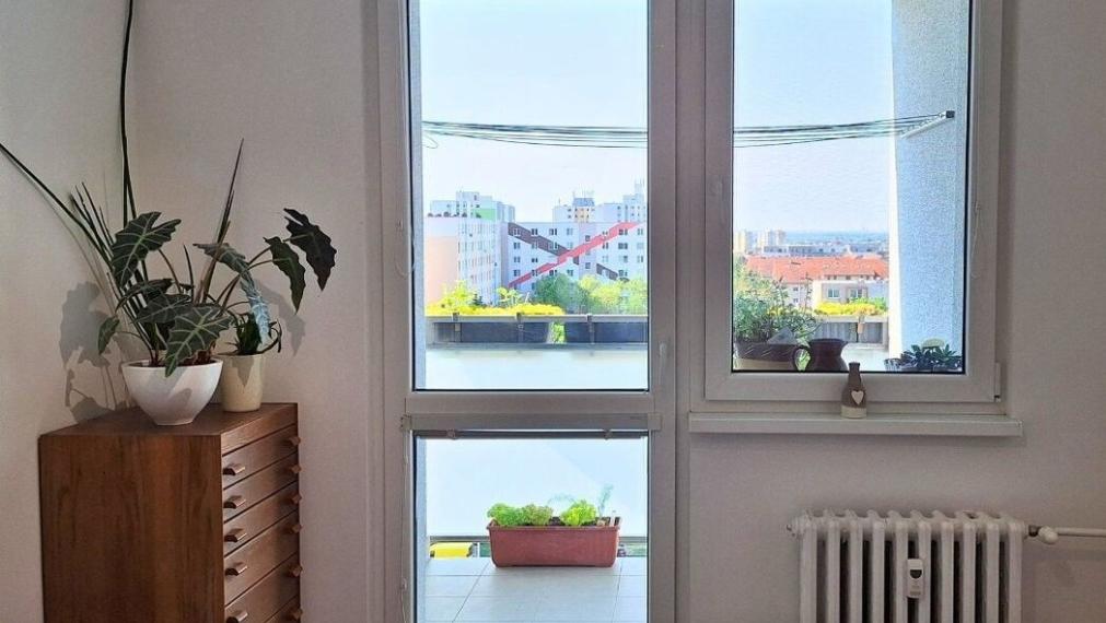 Na predaj ponúkame príjemný trojizbový byt, Pezinok
