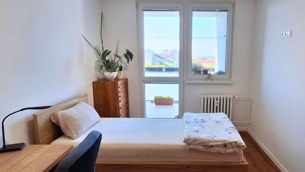 Na predaj ponúkame príjemný trojizbový byt, Pezinok