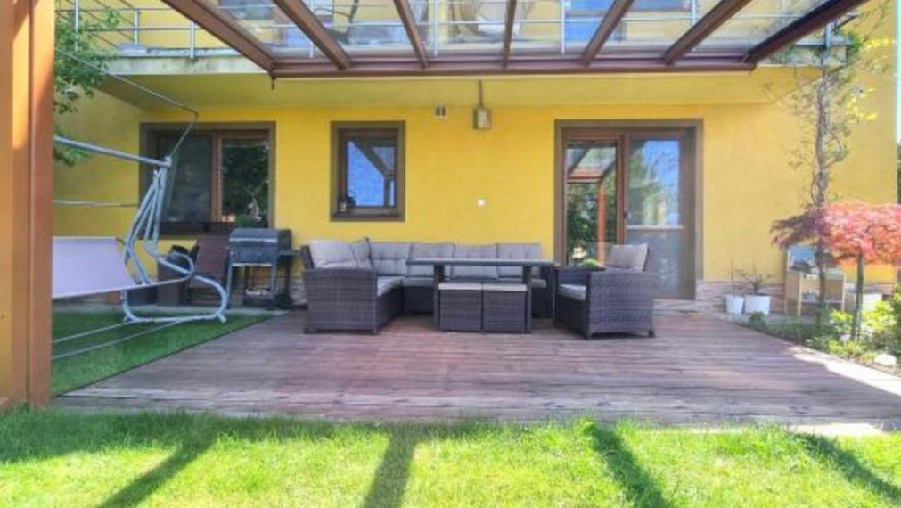 Na predaj priestranný, klimatizovaný 3+1 izbový byt s krbom, Bratislava IV TOP