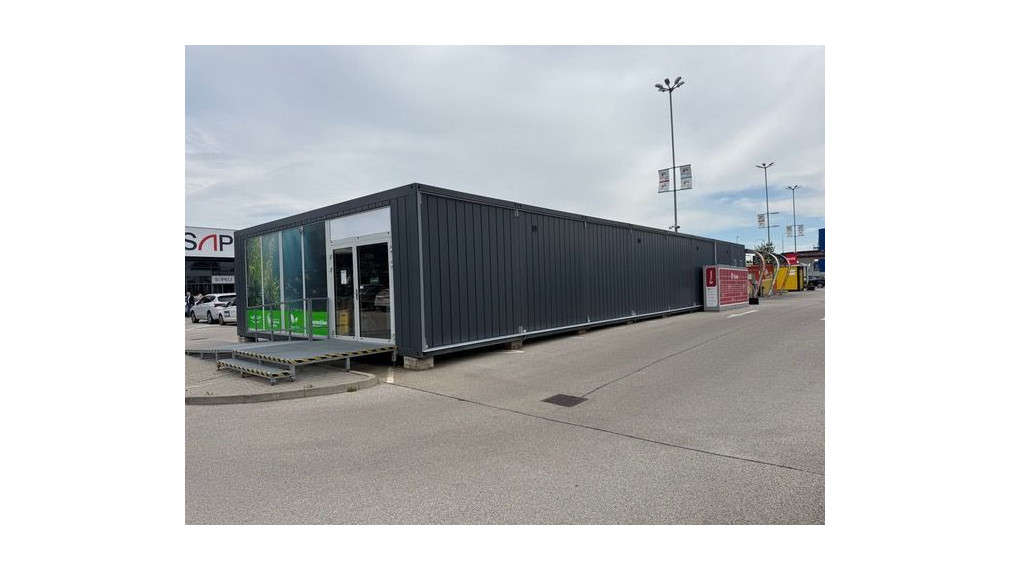 TOP! Samostatný kontajner 216 m2 umiestnený na parkovisku v etablovanom obchodnom centre v Bratislave oproti OC AVION a IKEA