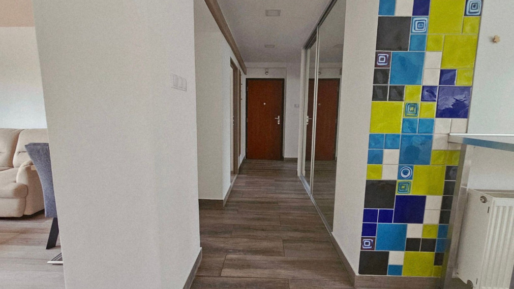 Na prenájom slnečný 2-izbový byt s rozlohou 57 m2 