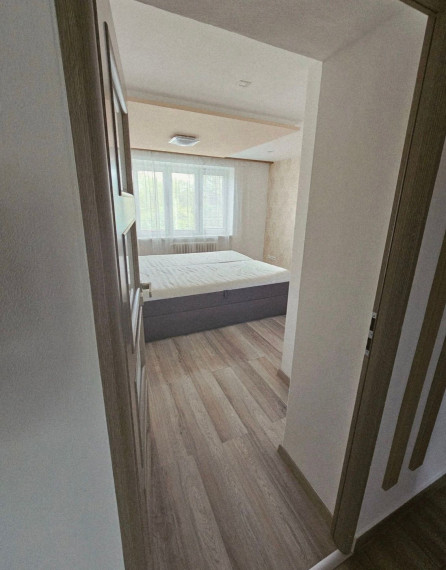 Na prenájom slnečný 2-izbový byt s rozlohou 57 m2 