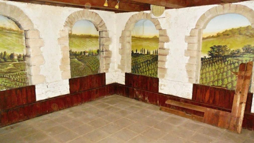 Bývalá reštaurácia na predaj s výmerou 151 m² - Trenčín 