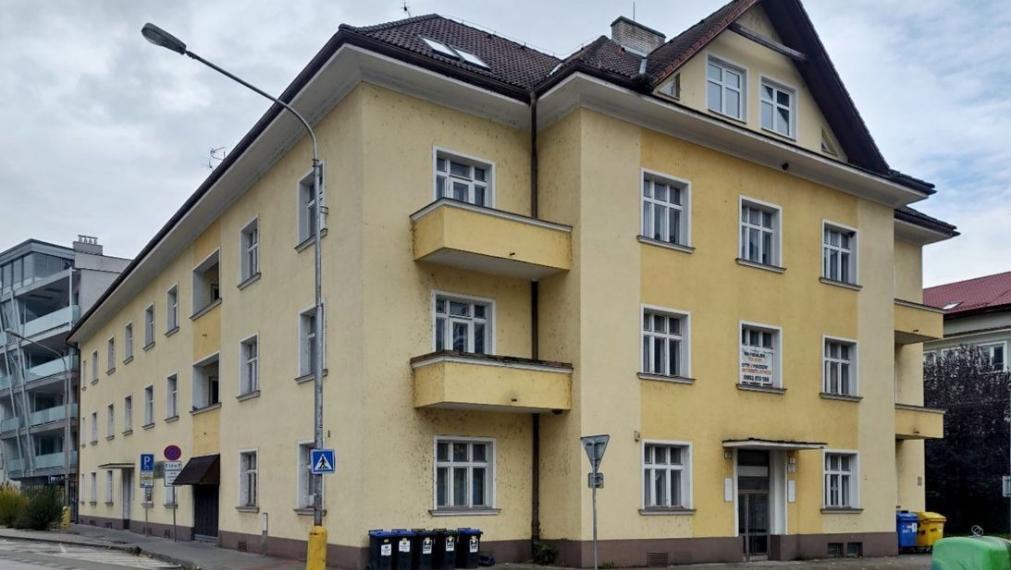 Bývalá reštaurácia na predaj s výmerou 151 m² - Trenčín 
