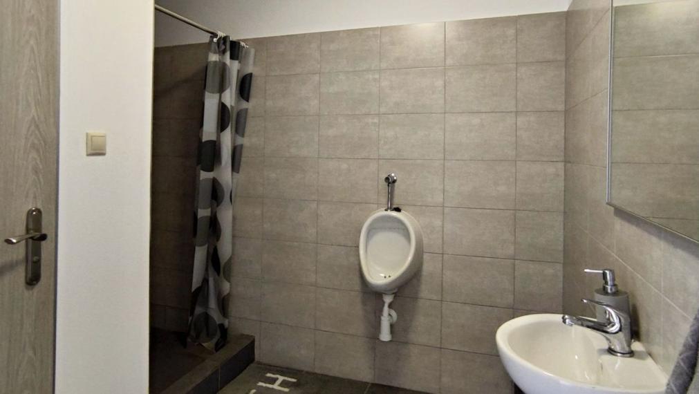 Spevnená plocha na prenájom, Nové Mesto nad Váhom