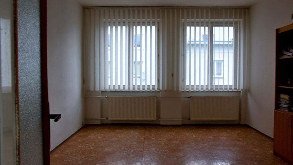 Administratívne priestory na prenájom, Trenčín – Sihoť I