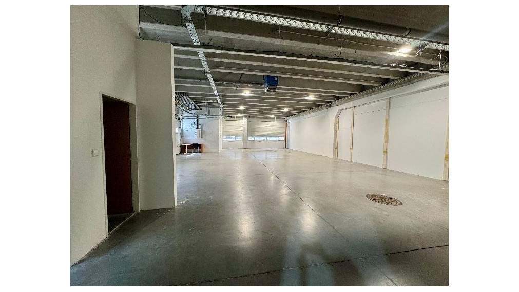 Na prenájom sklady, showroom - predajňa, 190m2, Bratislava III TOP