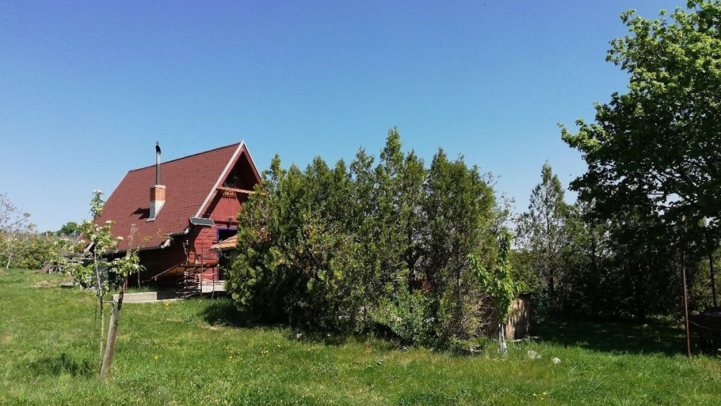 Na predaj krásna rekreačna záhradu o výmere 2169m², Pezinok