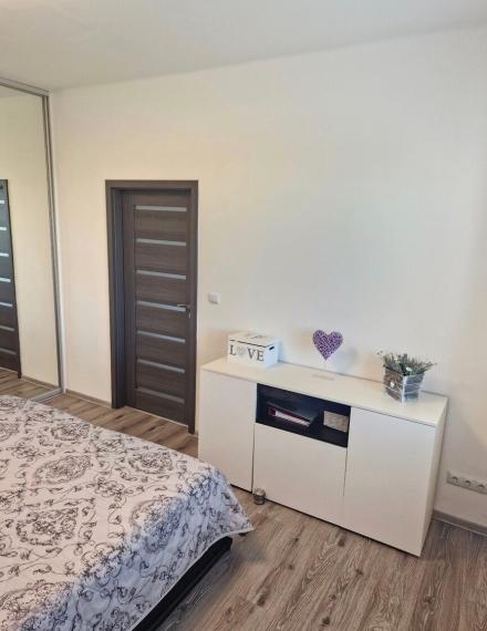 Na prenájom kompletne zrekonštruovaný a zariadený 3 izbový byt, Bratislava III TOP