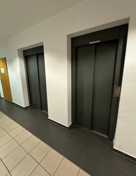 Na prenájom priestranný a moderne zariadený 3-izbový byt, Bratislava V TOP