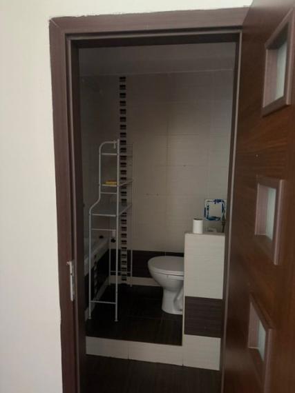 Na prenájom kompletne zariadený 2-izbový byt s balkónom 