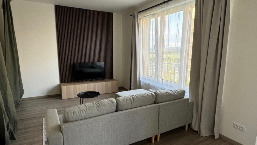 Na prenájom čistý, pekný a moderne zariadený 1,5-izbový byt TOP