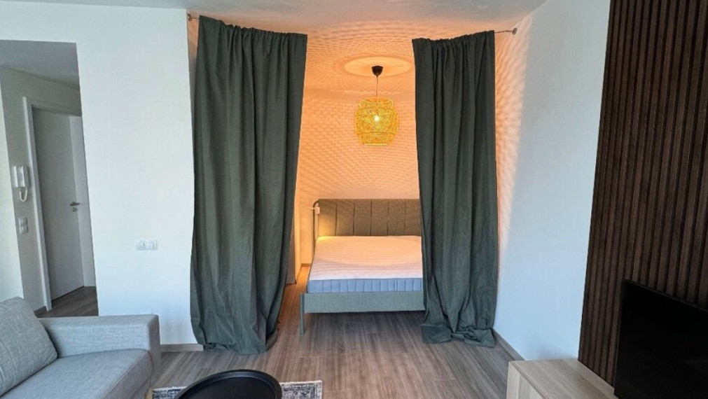 Na prenájom čistý, pekný a moderne zariadený 1,5-izbový byt TOP