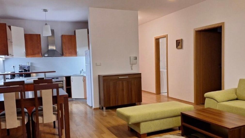 Na prenájom zariadený 2-izbový byt Koloseo, Bratislava – Nové Mesto TOP