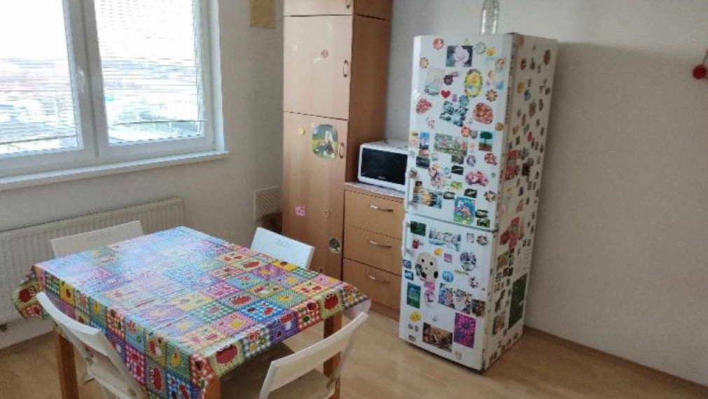 na prenájom priestranný a kompletne zariadený 3-izbový byt