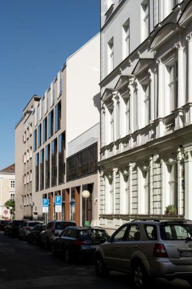 Kancelária s veľkou terasou na prenájom, Bratislava I TOP