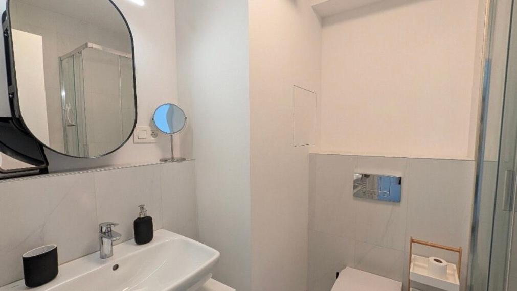 No prenájmu moderne zariadený 2-izbový byt v novostavbe Urban Residence, Bratislava III TOP