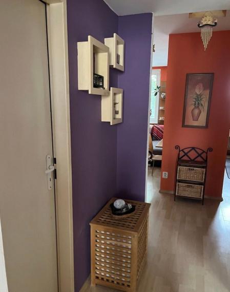 Na predaj príjemný 2-izbový byt s výmerou približne 50 m2 v obľúbenej mestskej časti, Bratislava III TOP