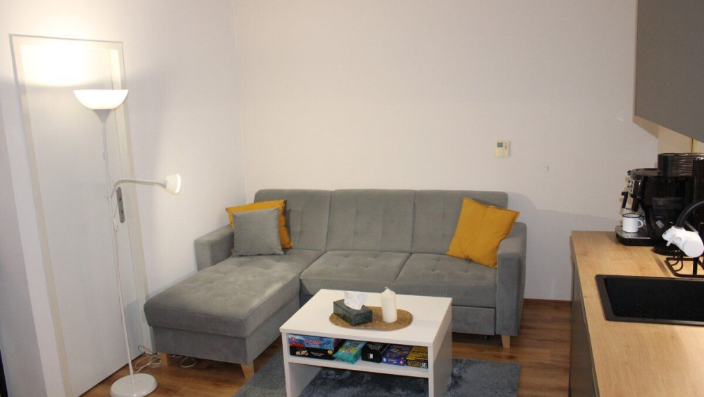 2-izbový klimatizovaný byt s balkónom na prenájom, Bratislava IV TOP