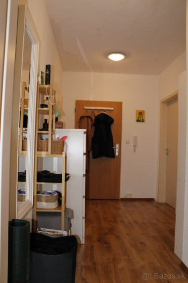 2-izbový klimatizovaný byt s balkónom na prenájom, Bratislava IV TOP