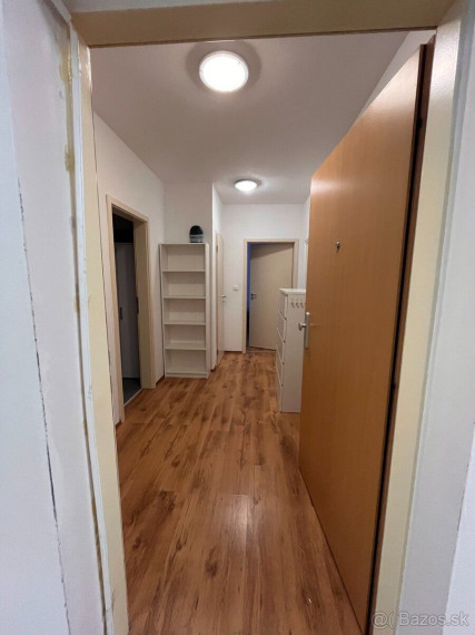 2-izbový klimatizovaný byt s balkónom na prenájom, Bratislava IV TOP